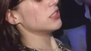 Freak babe babe atėjo su vieninteliu garsaus studijos tikslu-fuck Analinis pasitenkinimas. Didelis Gaidys Rip Analinis Busty Grožio Brazzers šedevras. Milžinišką gaidį atsargiai čiulpė sumanios kalės kempinės.  Vulgari lėlė surengė žavesio šou, o tada pradėjo sėdėti šuniškoje padėtyje dėl iniciatyvos moteriškės padalinio.  Begėdiška kurtizanė neprarado, kad įsidarbino pornografijos pramonėje, nes turėdama didžiulius atlyginimus įžūli moteris taip pat gauna daugybę teigiamų emocijų, jau nekalbant apie orgazmą, taip pat maistingų baltymų.