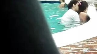 Rusiškas pagyvenusio mokytojo Pornografija su pokalbiais su studentu prasidėjo nuo čiulpimo. Dude kelia Brandi Mergina su akiniais, ir papai kabinti ant stalo, fucks a MILF Į Pūlingas, teka cum ant veido po sušikti