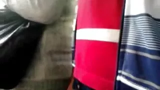 Grupės analinis su grožiu liejimo metu organizuoja subrendę vyrai, kurie po dušo dulkina mergaitę su gražiais papai. Mergina yra įdėti į vėžį ir pradeda fuck priekyje ir už, atnešė į orgazmą