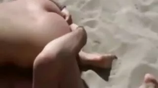 Miegančią raudonplaukę dukrą į užpakalį pakliūva tėtis, kuris vis tiek pažadino kalę, kai nusprendė pasimylėti. Liesas mergina davė tėtis pov Čiulpia Ne ir davė savo tėvo skyles, Analinis baigėsi kekše Orgazmas